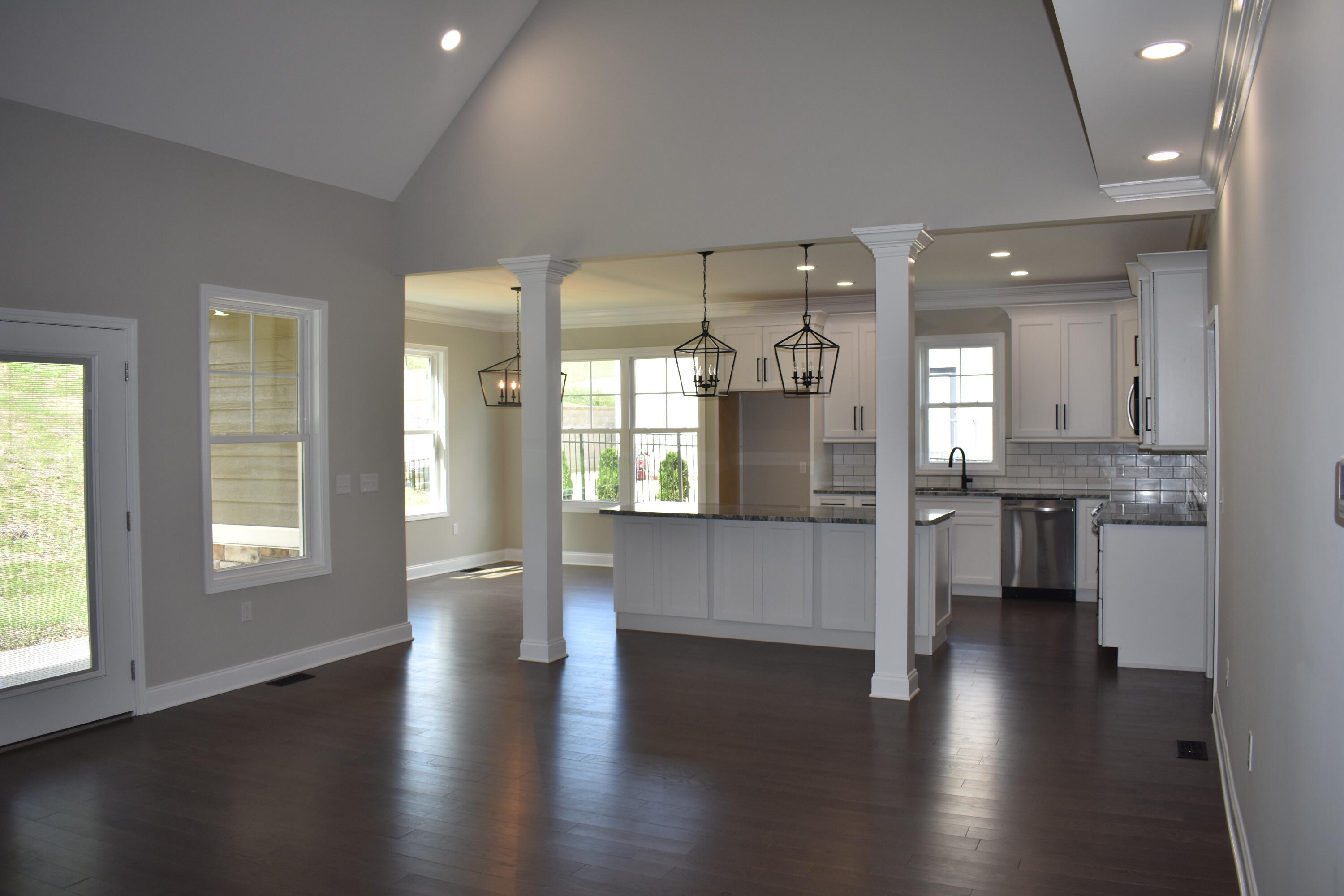 2334 Edinburgh Channel Road Kingsport, TN 37664 - Photo 38 of 88 DSC_0531