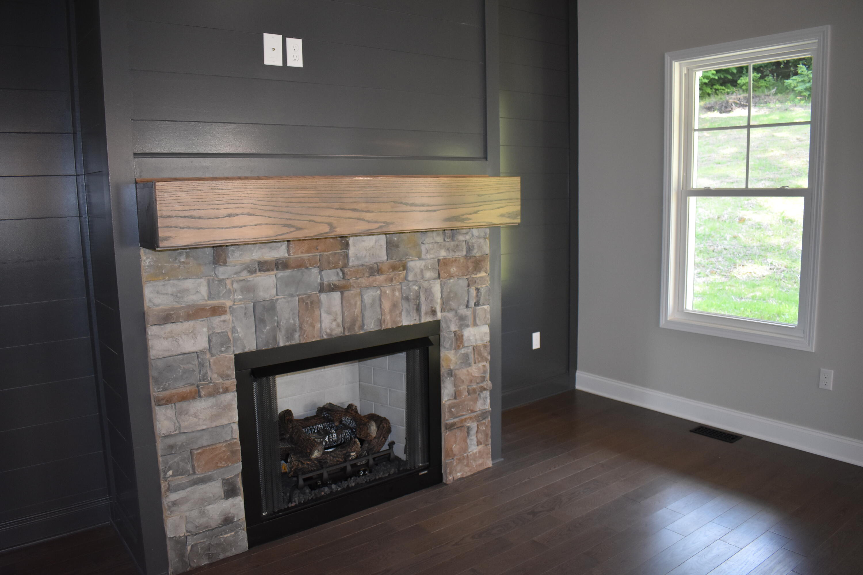 2334 Edinburgh Channel Road Kingsport, TN 37664 - Photo 41 of 88 DSC_0542