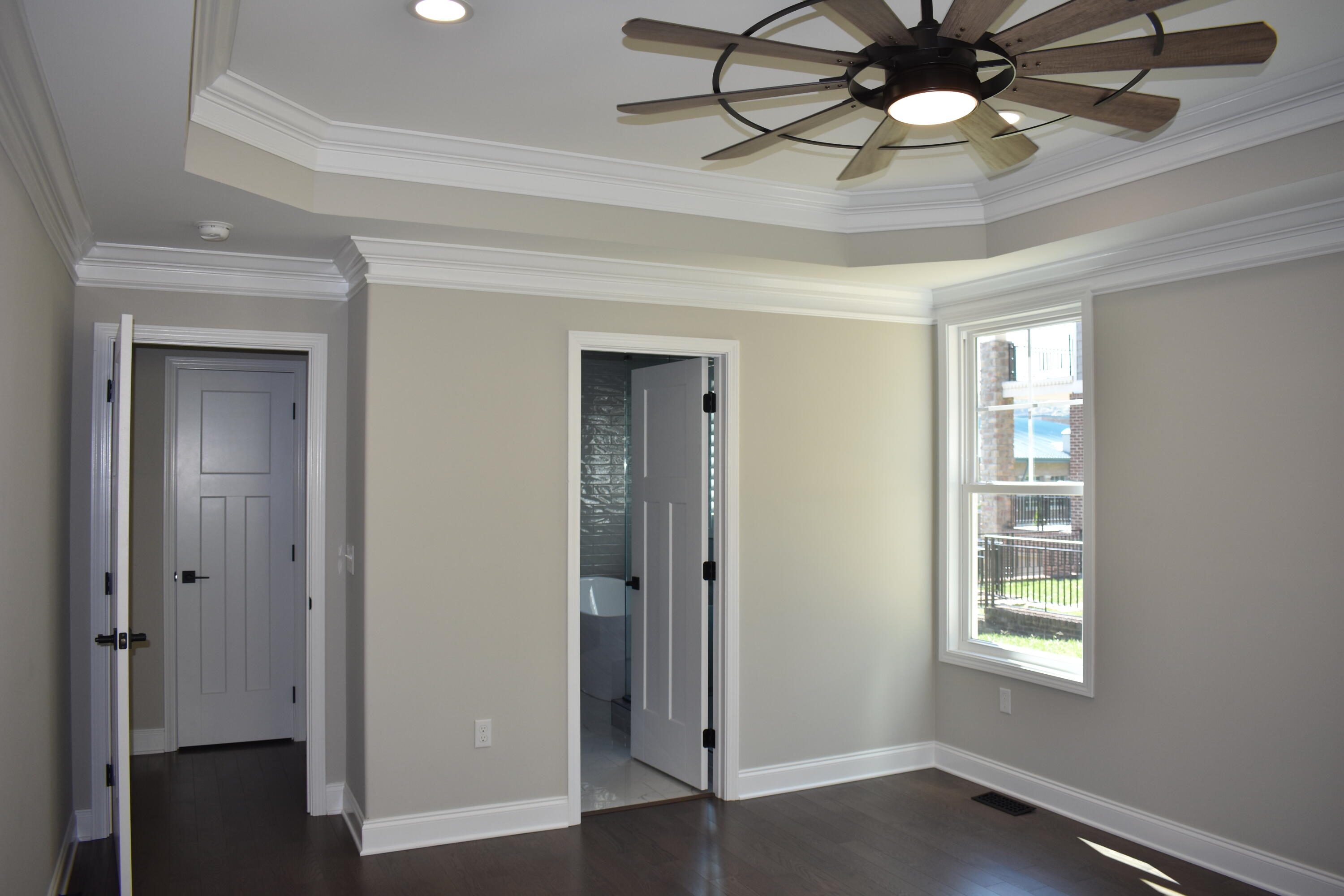 2334 Edinburgh Channel Road Kingsport, TN 37664 - Photo 45 of 88 DSC_0607