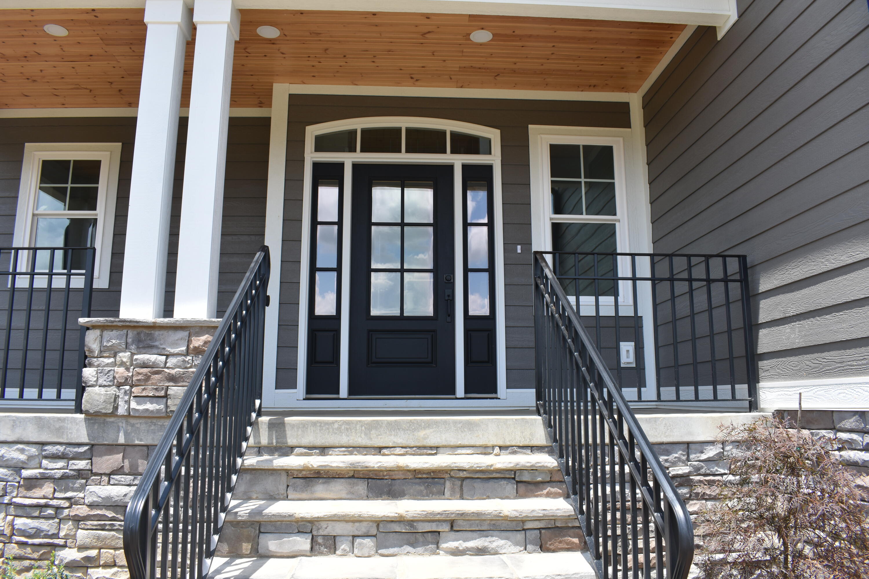 2334 Edinburgh Channel Road Kingsport, TN 37664 - Photo 5 of 88 DSC_0497