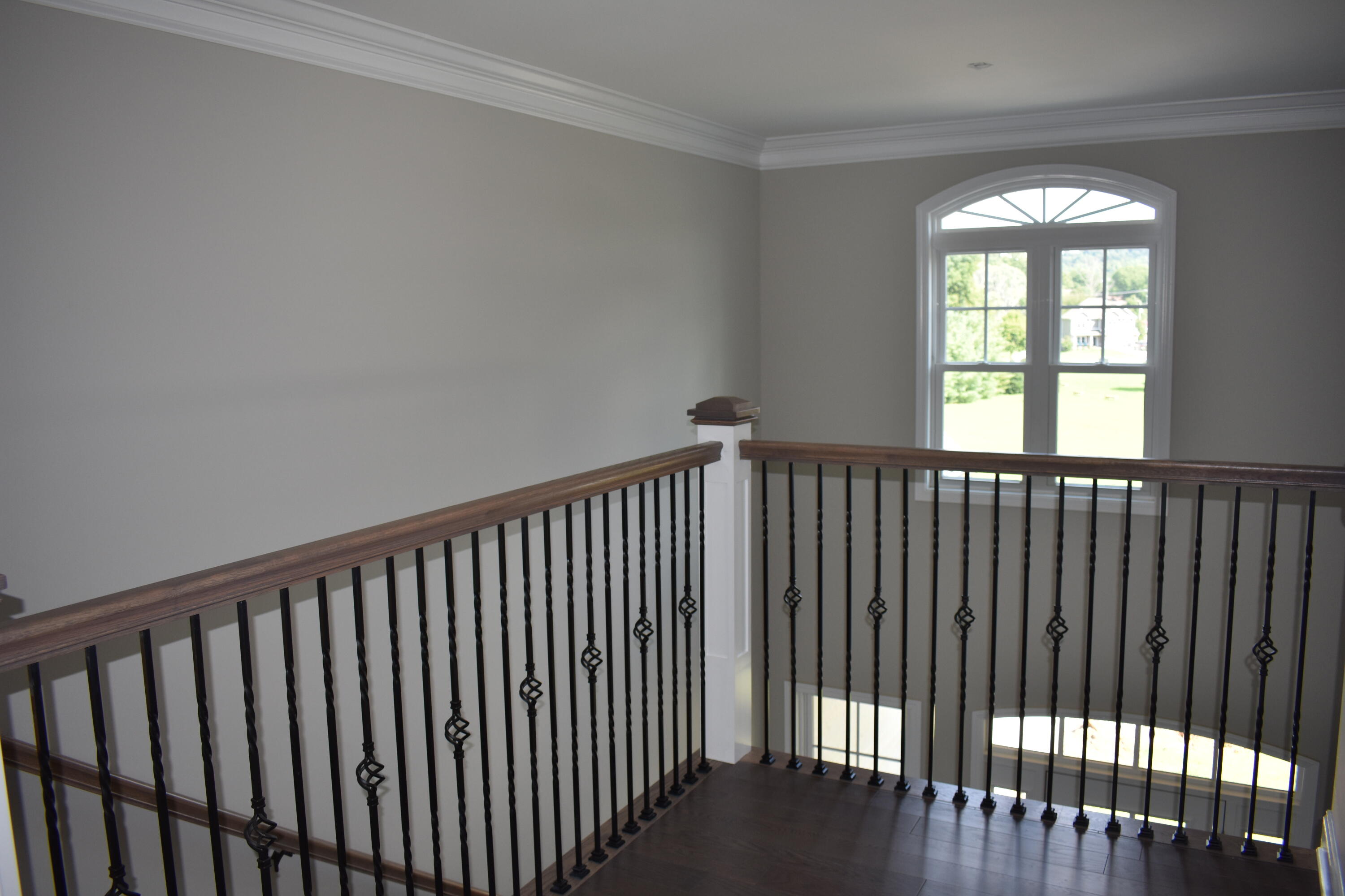 2334 Edinburgh Channel Road Kingsport, TN 37664 - Photo 68 of 88 DSC_0554