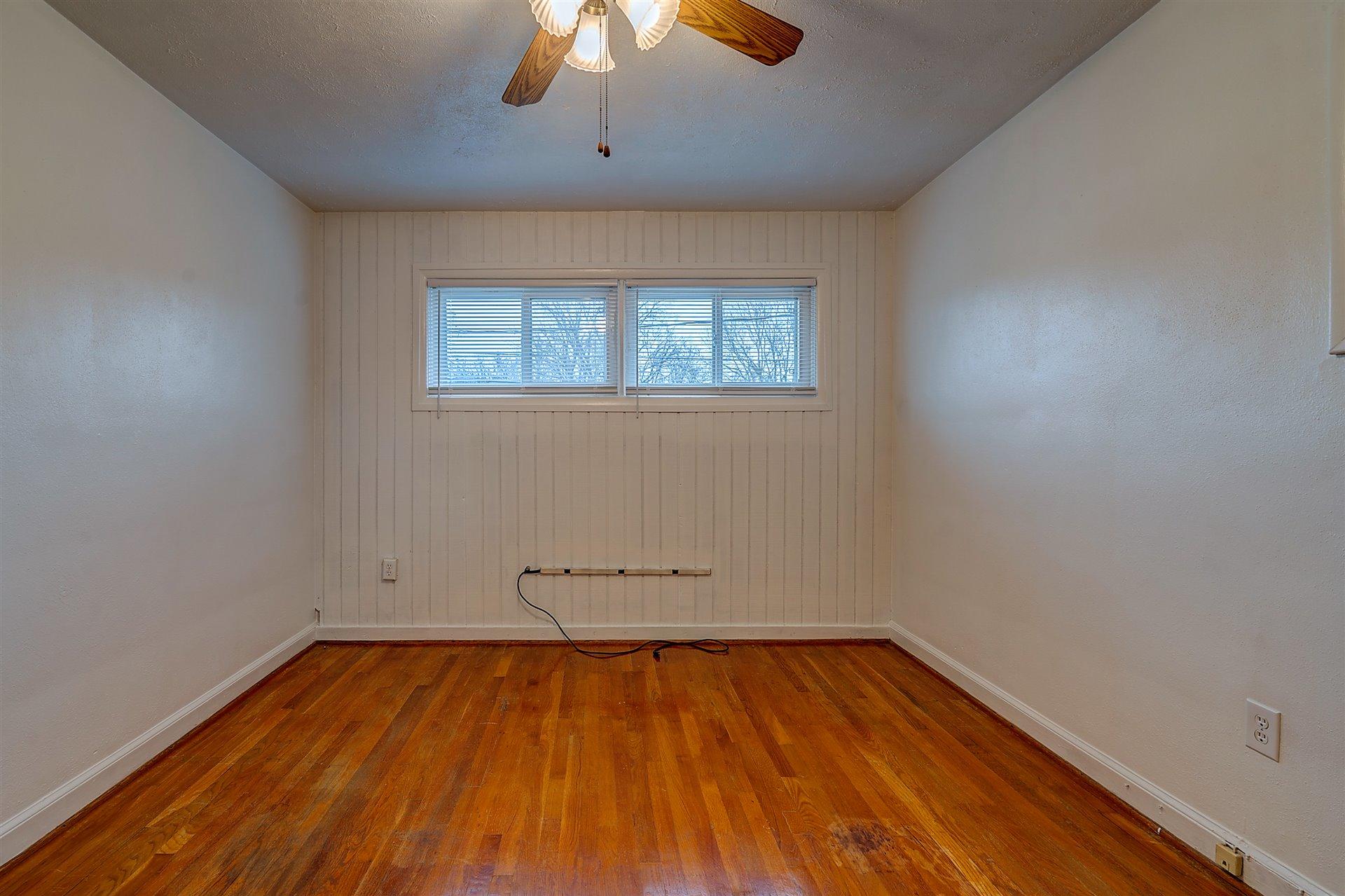 5312 Cove Road Roanoke, VA 24017 - Photo 23 of 36 21-DSC00296_297_298_299_300