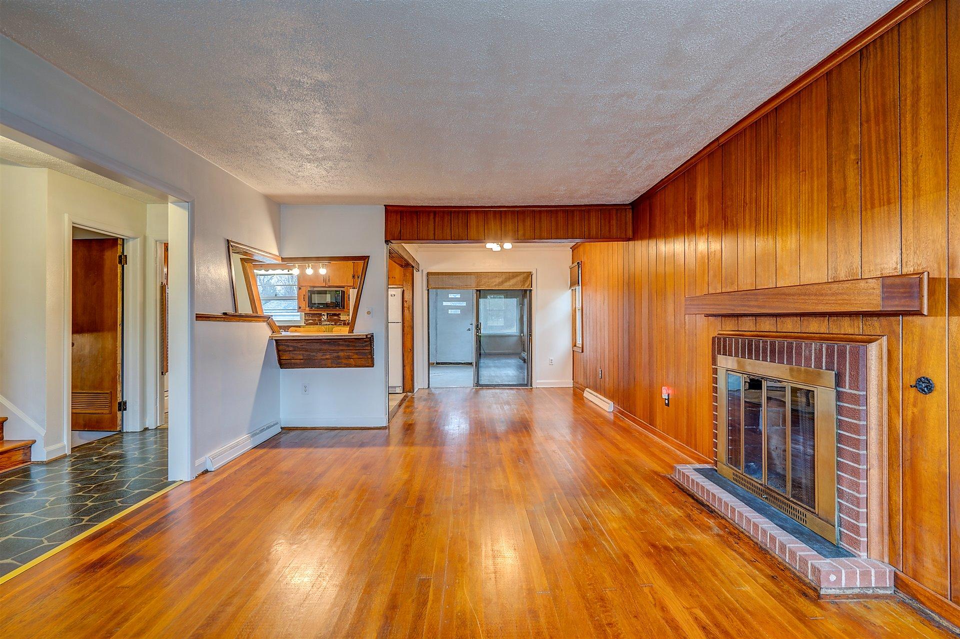 5312 Cove Road Roanoke, VA 24017 - Photo 8 of 36 05-DSC00201_2_3_4_5