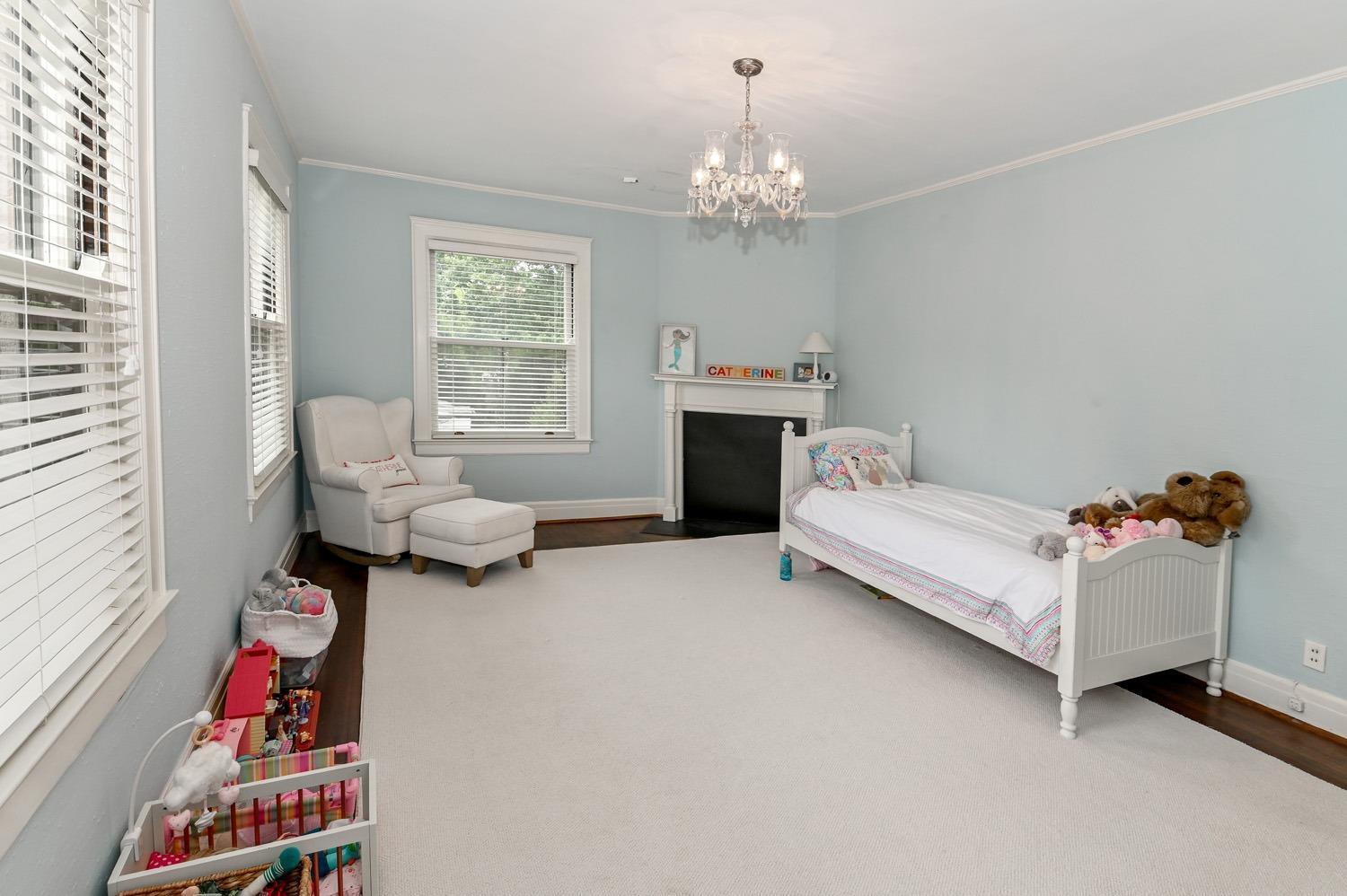 2461 Grandin Road Cincinnati, OH 45208 - Photo 30 of 48