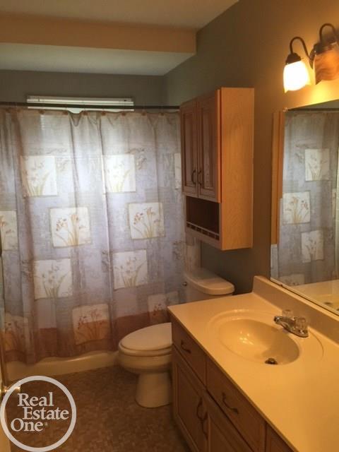 4709 Gerald Street Warren, MI 48092 - Photo 4 of 9