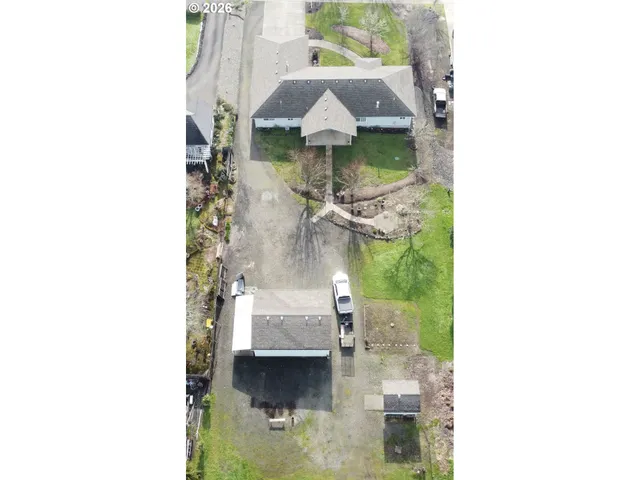 $725,000 | 210 Palomino Avenue, Roseburg, OR 97471