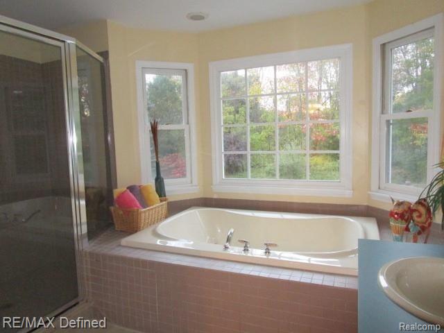 9232 Allen Road Clarkston, MI 48348 - Photo 23 of 41 IMG_0559.JPG