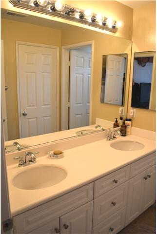 3629 Jetty Point Carlsbad, CA 92010 - Photo 11 of 25 Gallery Image 11