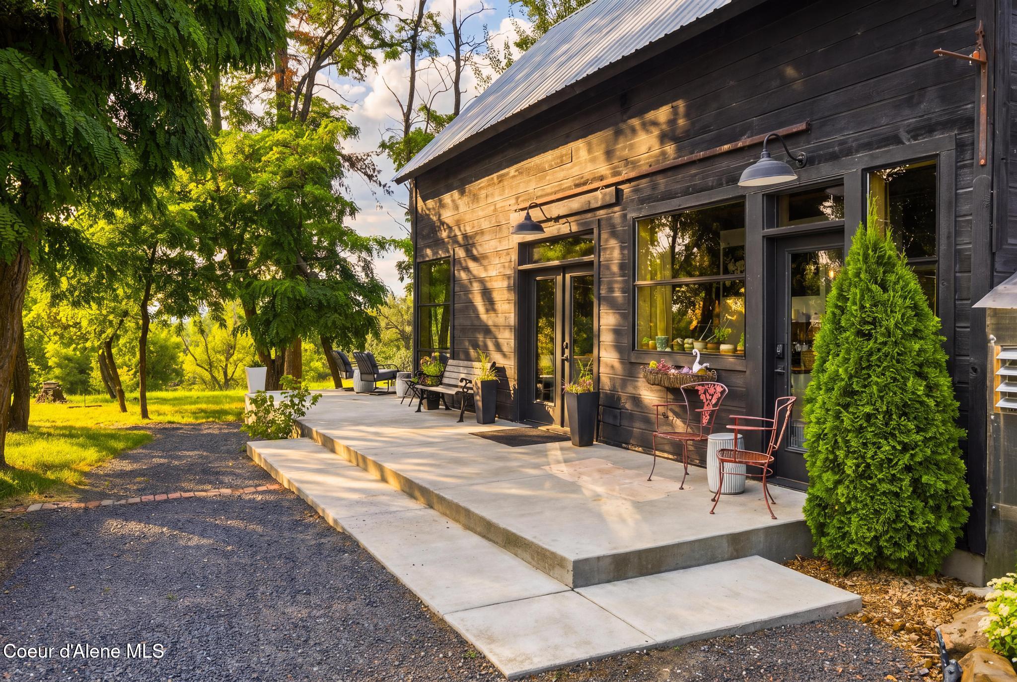 1611 Little Bear Ridge Road Troy, ID 83871 - Photo 21 of 50 IMG_2292_Golden_Hour_Sidelight_v2_Golden