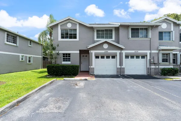 $3,950 | 12164 Southwest 49th Court, Unit 12164, Cooper City, FL 33330