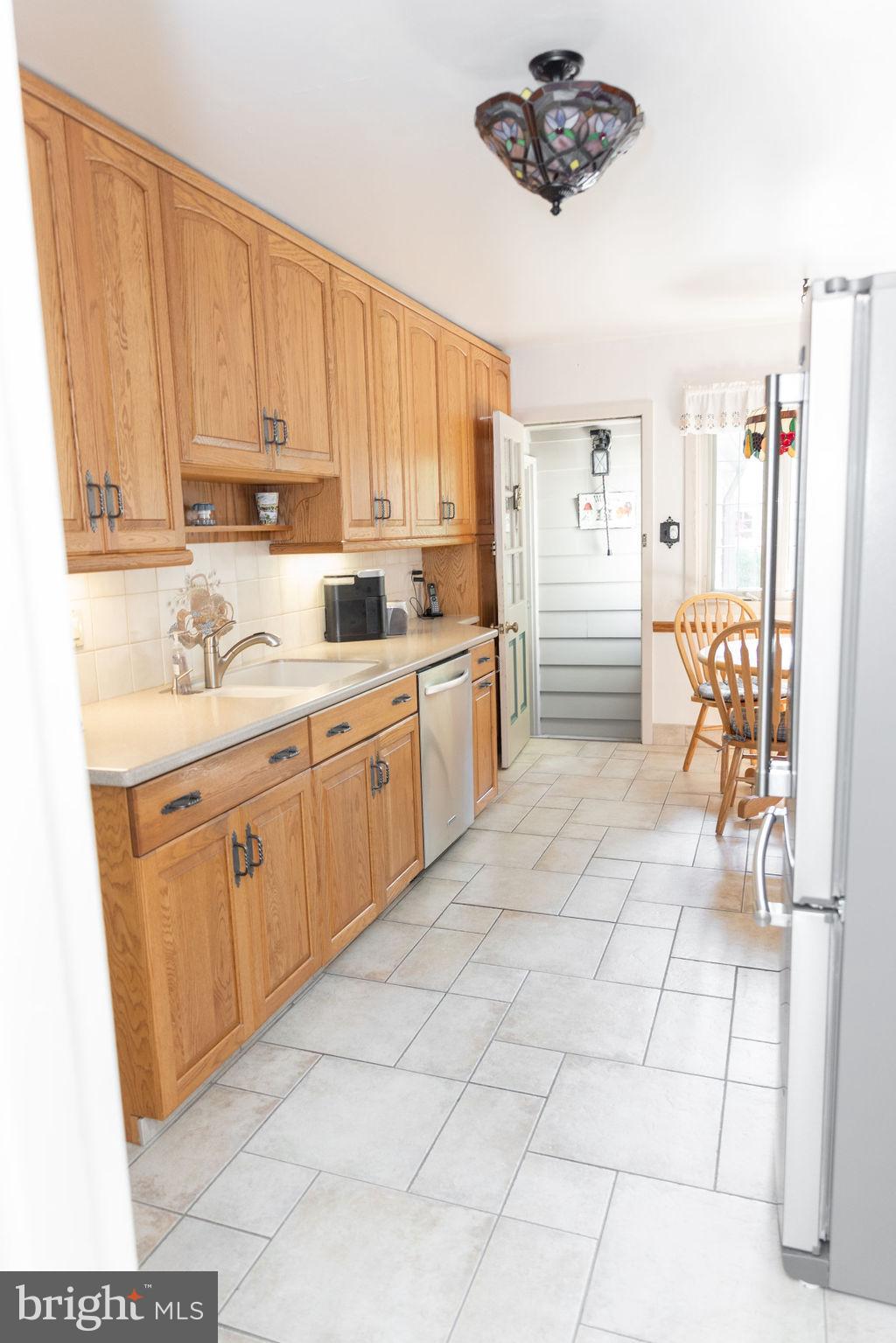 1062 Beverly Road Jenkintown, PA 19046 - Photo 13 of 39