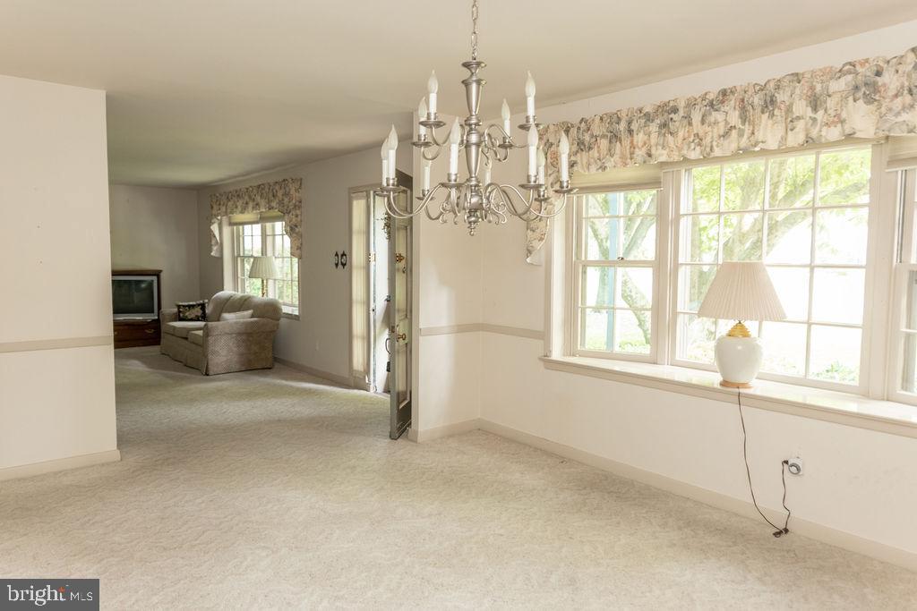 1062 Beverly Road Jenkintown, PA 19046 - Photo 18 of 39