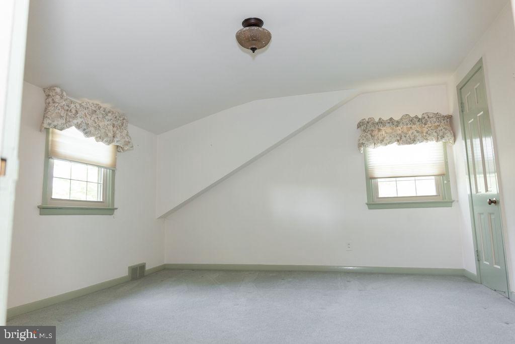 1062 Beverly Road Jenkintown, PA 19046 - Photo 30 of 39