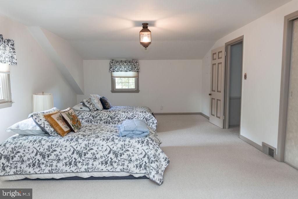 1062 Beverly Road Jenkintown, PA 19046 - Photo 37 of 39