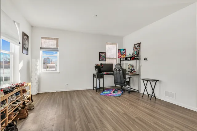 $469,900 | 32075 Savannah Drive, Lakemoor, IL 60051