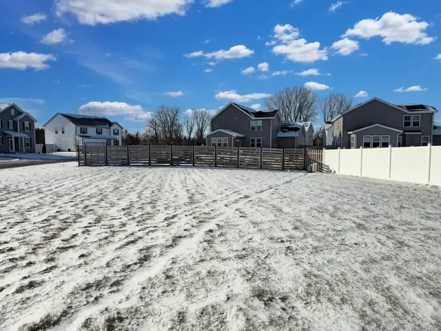 $469,900 | 32075 Savannah Drive, Lakemoor, IL 60051