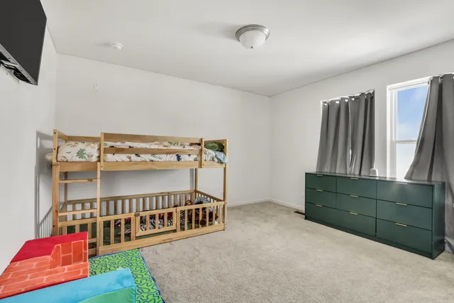 $469,900 | 32075 Savannah Drive, Lakemoor, IL 60051