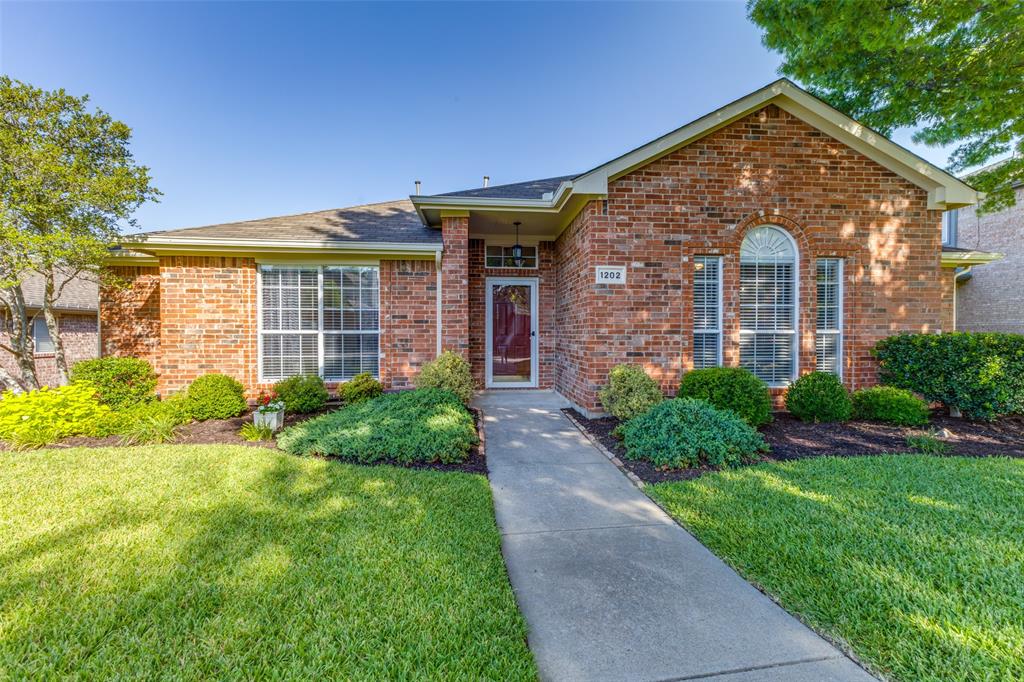 1202 Harvard Lane Allen, TX 75002 - Photo 2 of 31