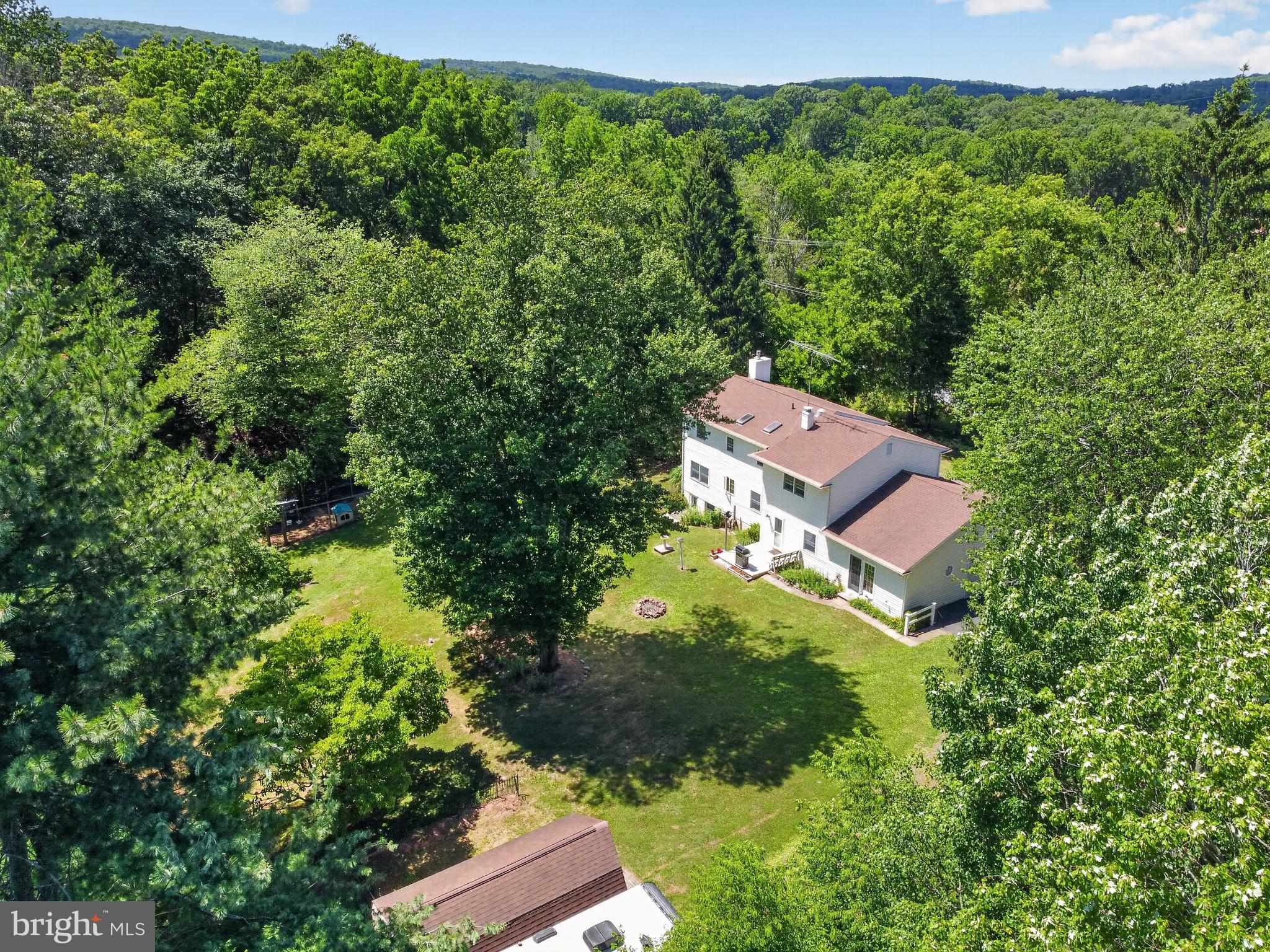 272 Pigeon Creek Road Pottstown, PA 19465 - Photo 9 of 40
