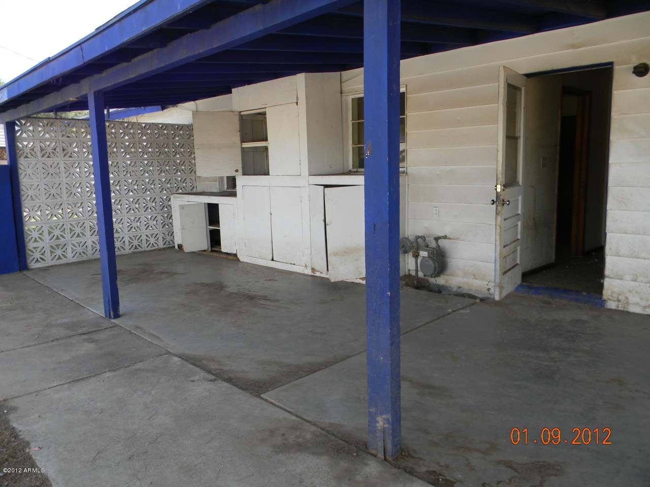 902 East Bethany Home Road Phoenix, AZ 85014 - Photo 2 of 10 covered patio