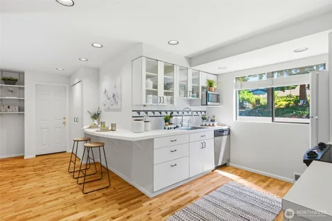 $1,150,000 | 11406 Northeast 103rd Place, Kirkland, WA 98033