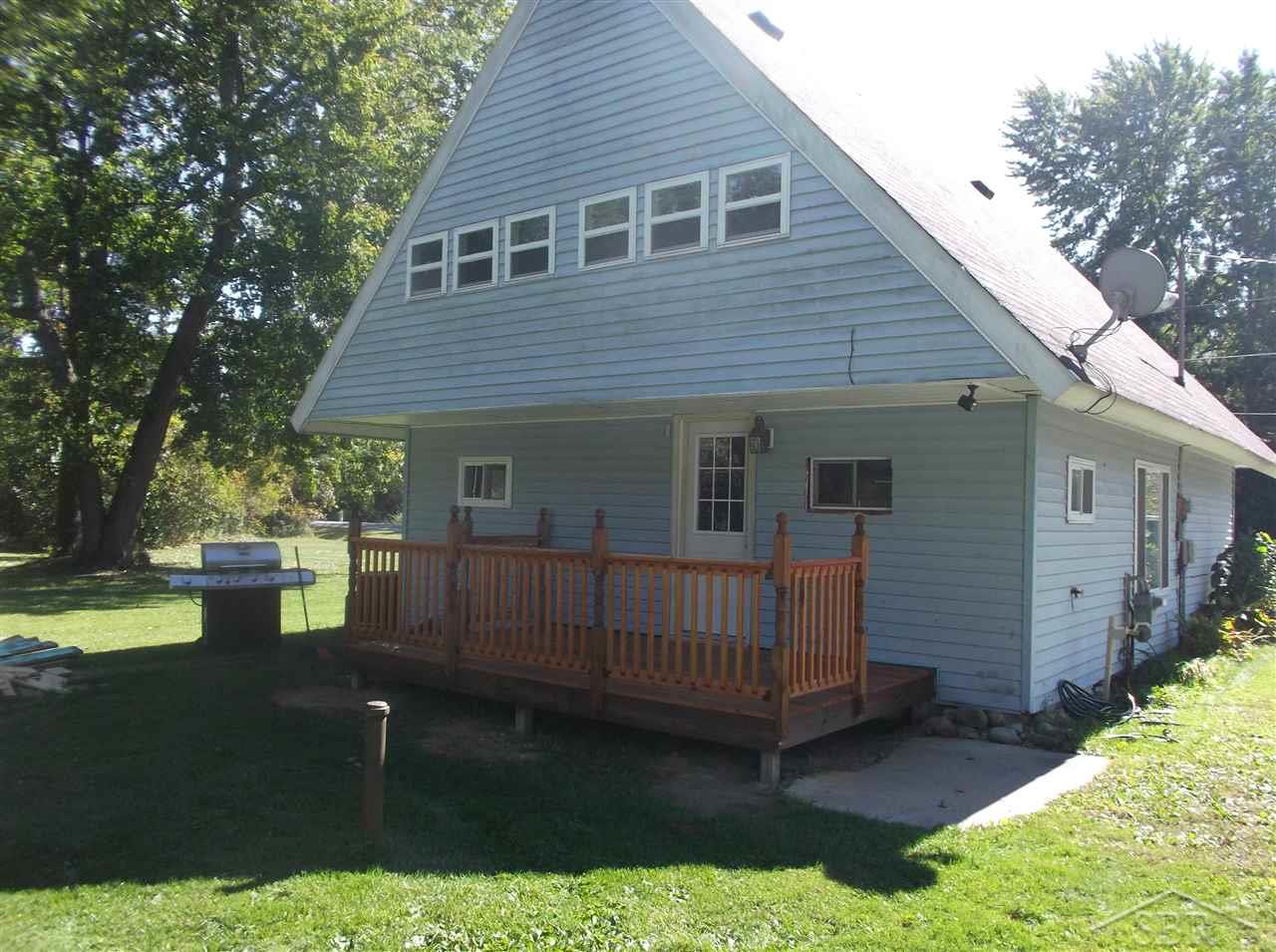 3951 Curtis Road Birch Run, MI 48415 - Photo 7 of 9 31361695-6.JPG