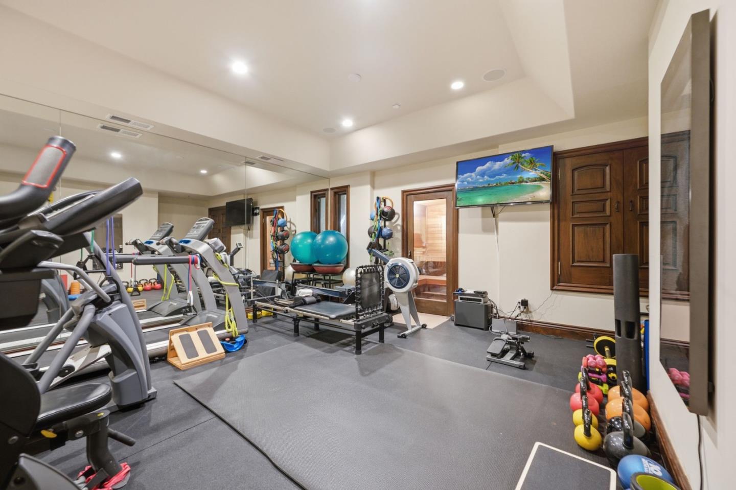 10285 Magdalena Road Los Altos Hills, CA 94024 - Photo 33 of 63 Gallery Image 33