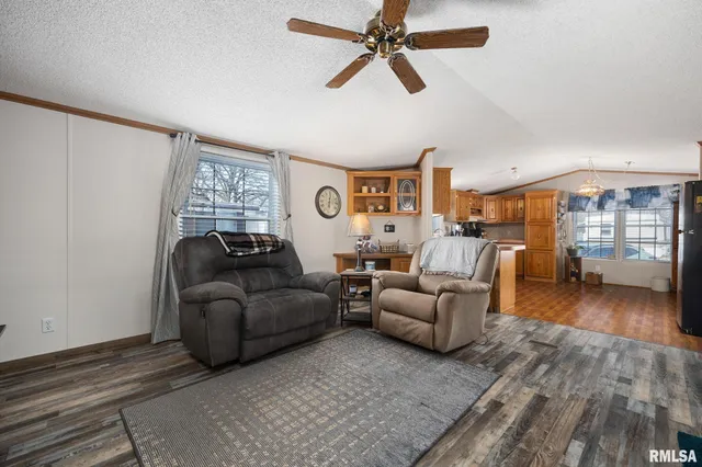 $39,900 | 106 Poplar Drive, Morton, IL 61550