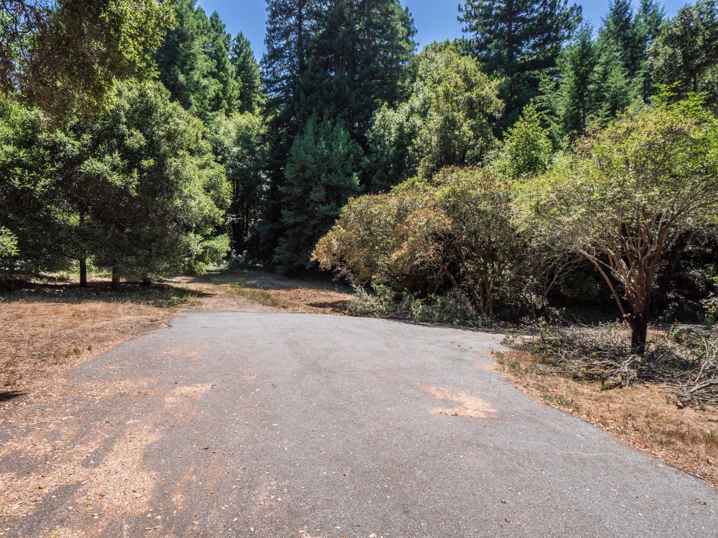 610 Mountain View Road Santa Cruz, CA 95065 - Photo 8 of 49 Gallery Image 8