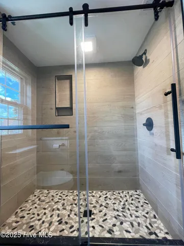 $229,000 | 727 Pennsylvania Avenue, Hertford, NC 27944