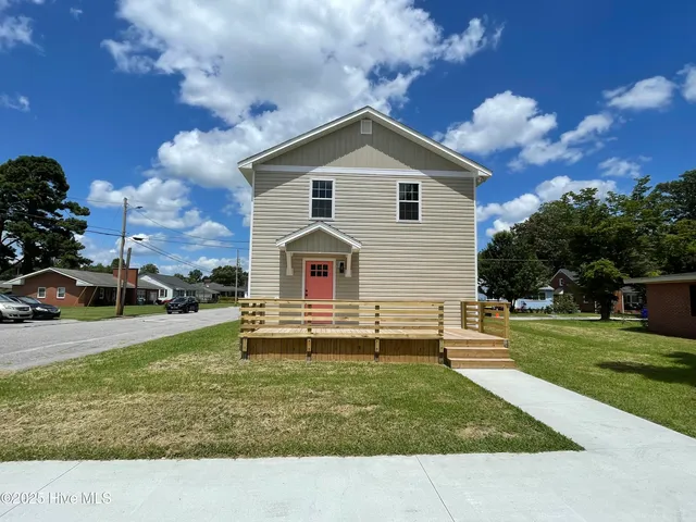 $229,000 | 727 Pennsylvania Avenue, Hertford, NC 27944