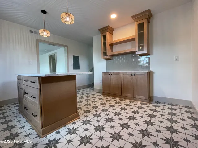 $229,000 | 727 Pennsylvania Avenue, Hertford, NC 27944