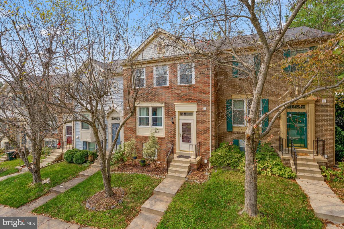 108 Smoothleaf Lane Gaithersburg, MD 20878 - Photo 1 of 19