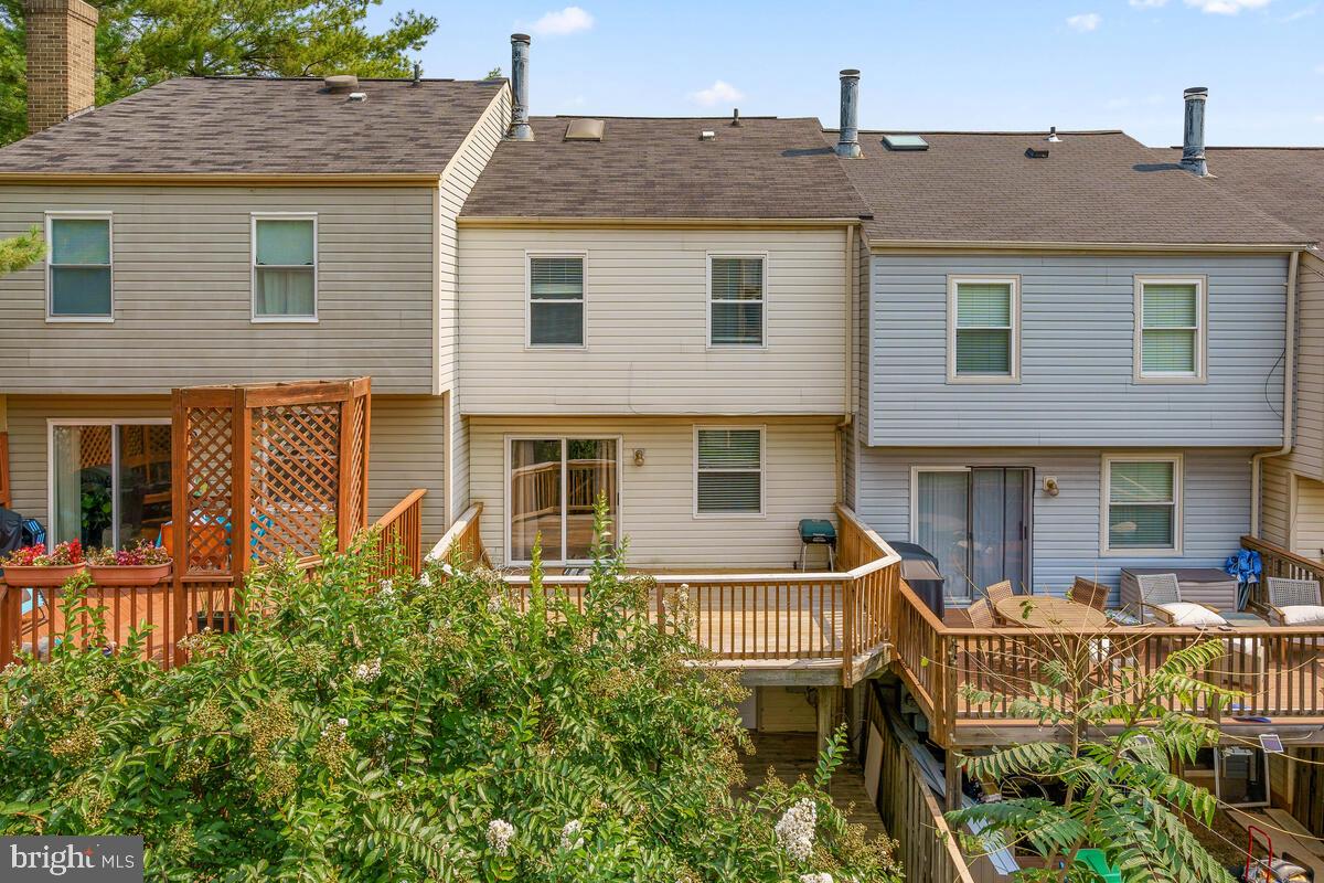 108 Smoothleaf Lane Gaithersburg, MD 20878 - Photo 13 of 19