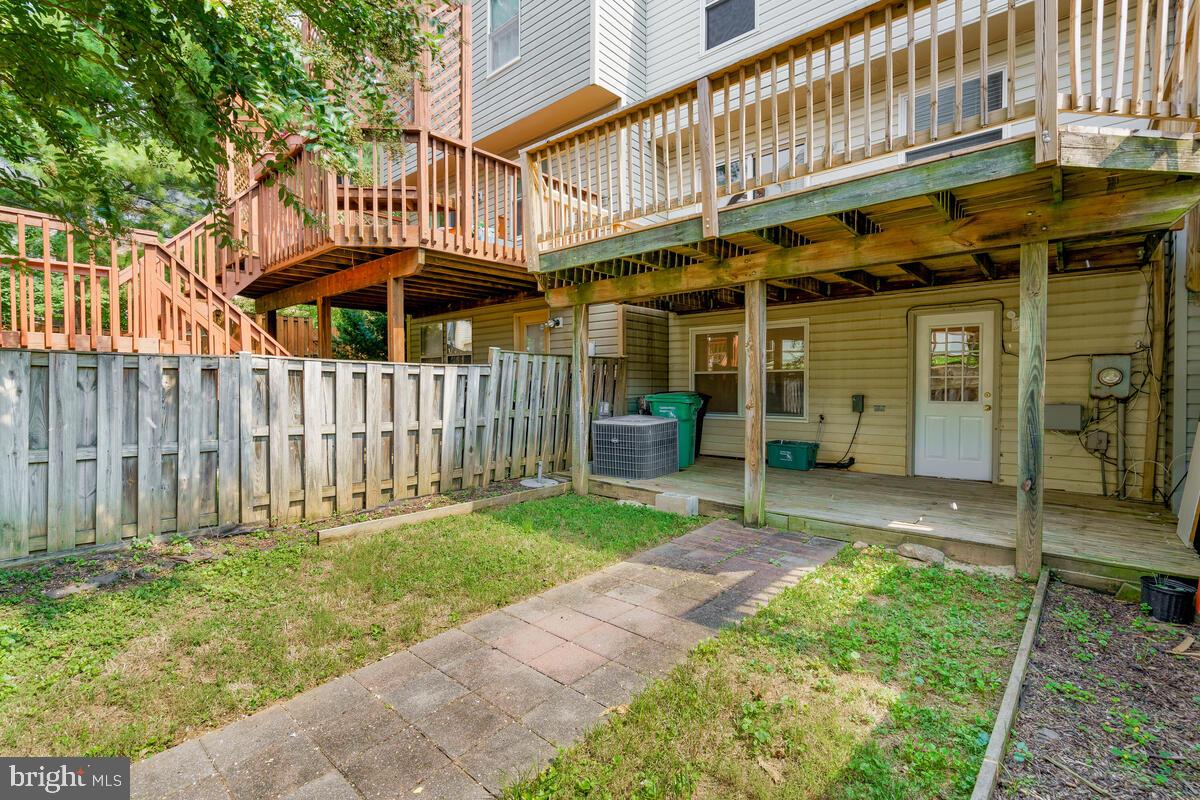 108 Smoothleaf Lane Gaithersburg, MD 20878 - Photo 10 of 19