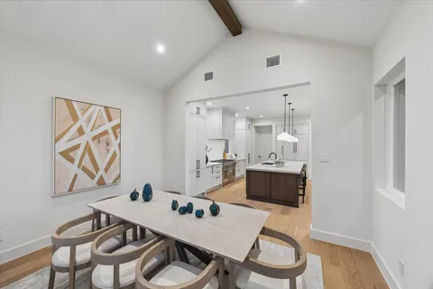 $1,395,000 | 107 East 24th Street, Houston, TX 77008