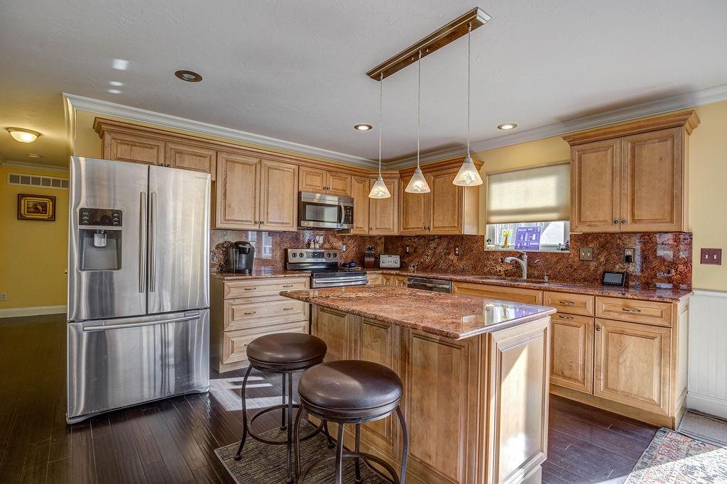 12379 Walters Road Sunman, IN 47041 - Photo 3 of 41