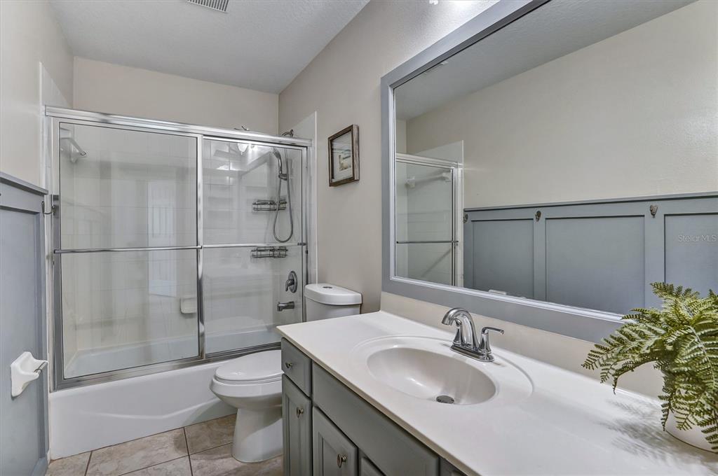 5010 Treasure Cay Road Tavares, FL 32778 - Photo 19 of 32 Gallery Image 19