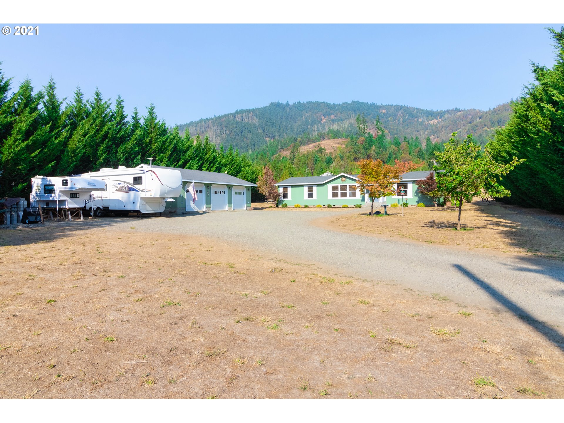 1680 North Myrtle Road Myrtle Creek, OR 97457 - Photo 1 of 24