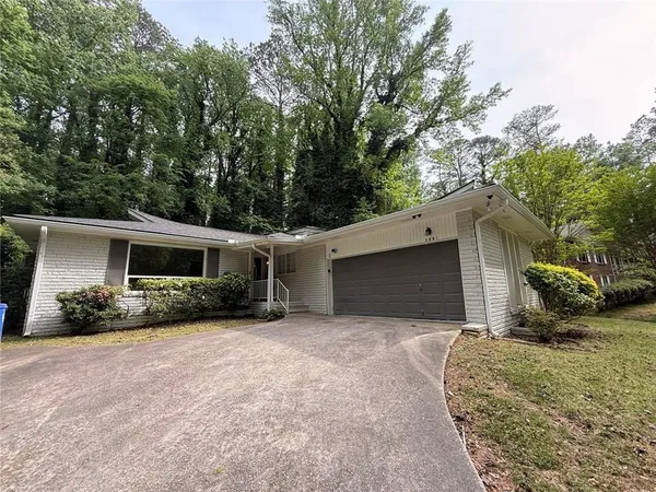 $2,500 | 3891 Artist View Drive, Decatur, GA 30034