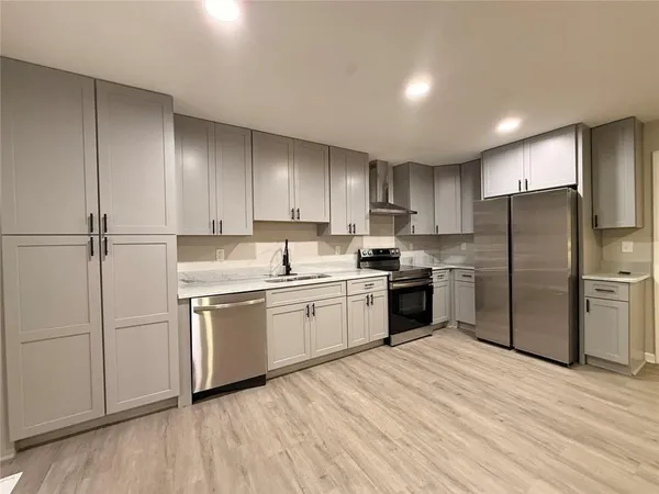 $2,500 | 3891 Artist View Drive, Decatur, GA 30034