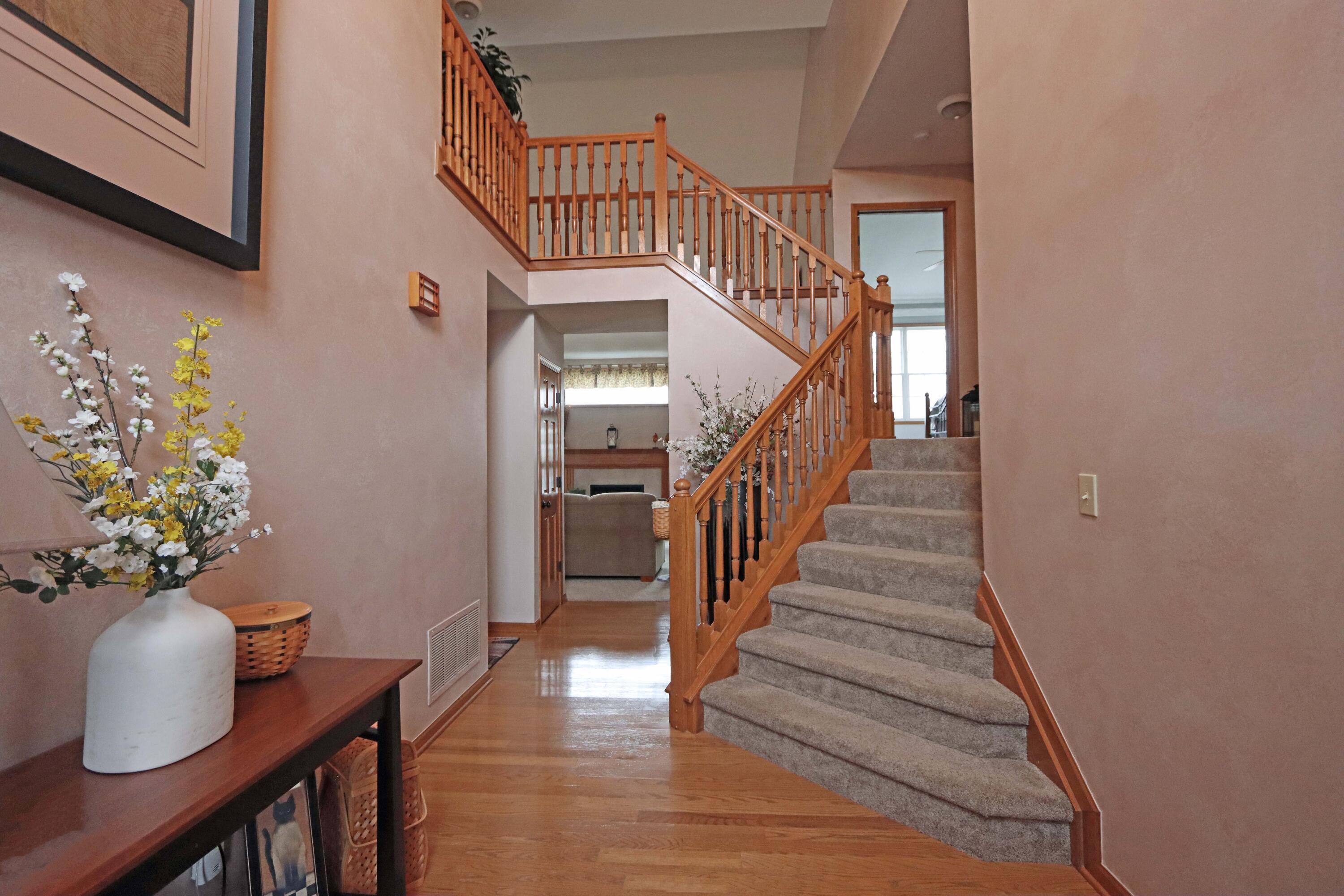 109 Keystoner Way Delaware, OH 43015 - Photo 2 of 53 109 Keystoner Way, Delaware, OH