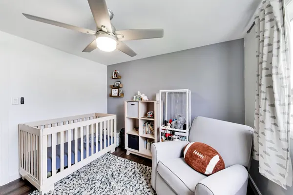$475,000 | 1605 West Lexington Drive, Arlington Heights, IL 60004