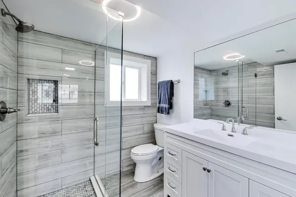 $475,000 | 1605 West Lexington Drive, Arlington Heights, IL 60004