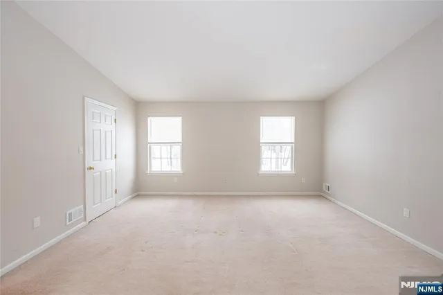 $2,800 | 63 Hickory Way, Unit 5606, Mount Arlington, NJ 07856