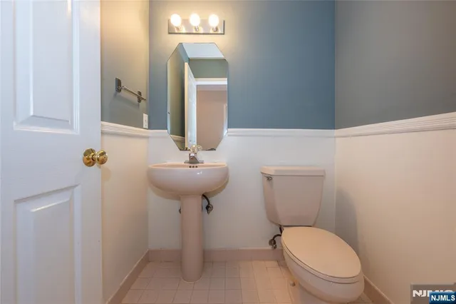 $2,800 | 63 Hickory Way, Unit 5606, Mount Arlington, NJ 07856