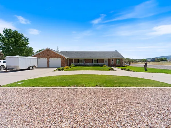 $535,000 | 397 South Center Street, Enterprise, UT 84725