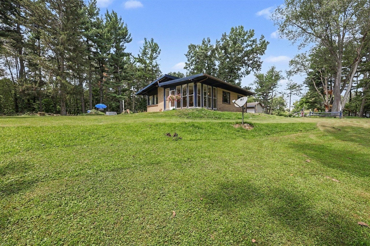 8550 North Meridian Road Pleasant Lake, MI 49272 - Photo 32 of 55 Gallery Image 32