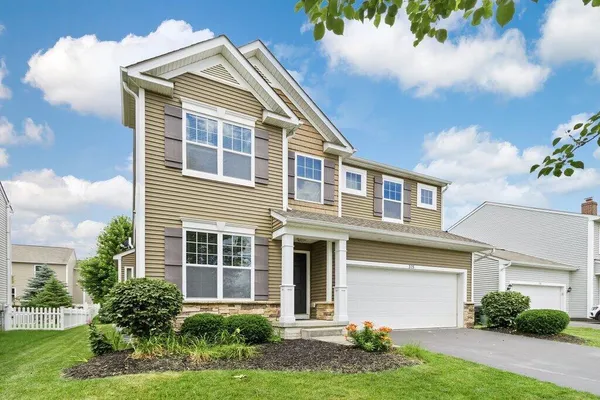 $425,000 | 375 Giovanna Avenue, Columbus, OH 43213