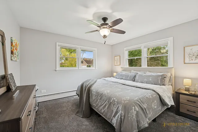 $570,000 | 2323 Aspen Drive, Johnsburg, IL 60051